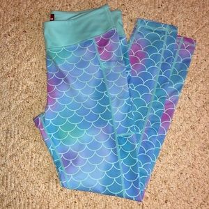 Constantly Varied Gear Mermaid 🧜🏻‍♀️ leggings!!